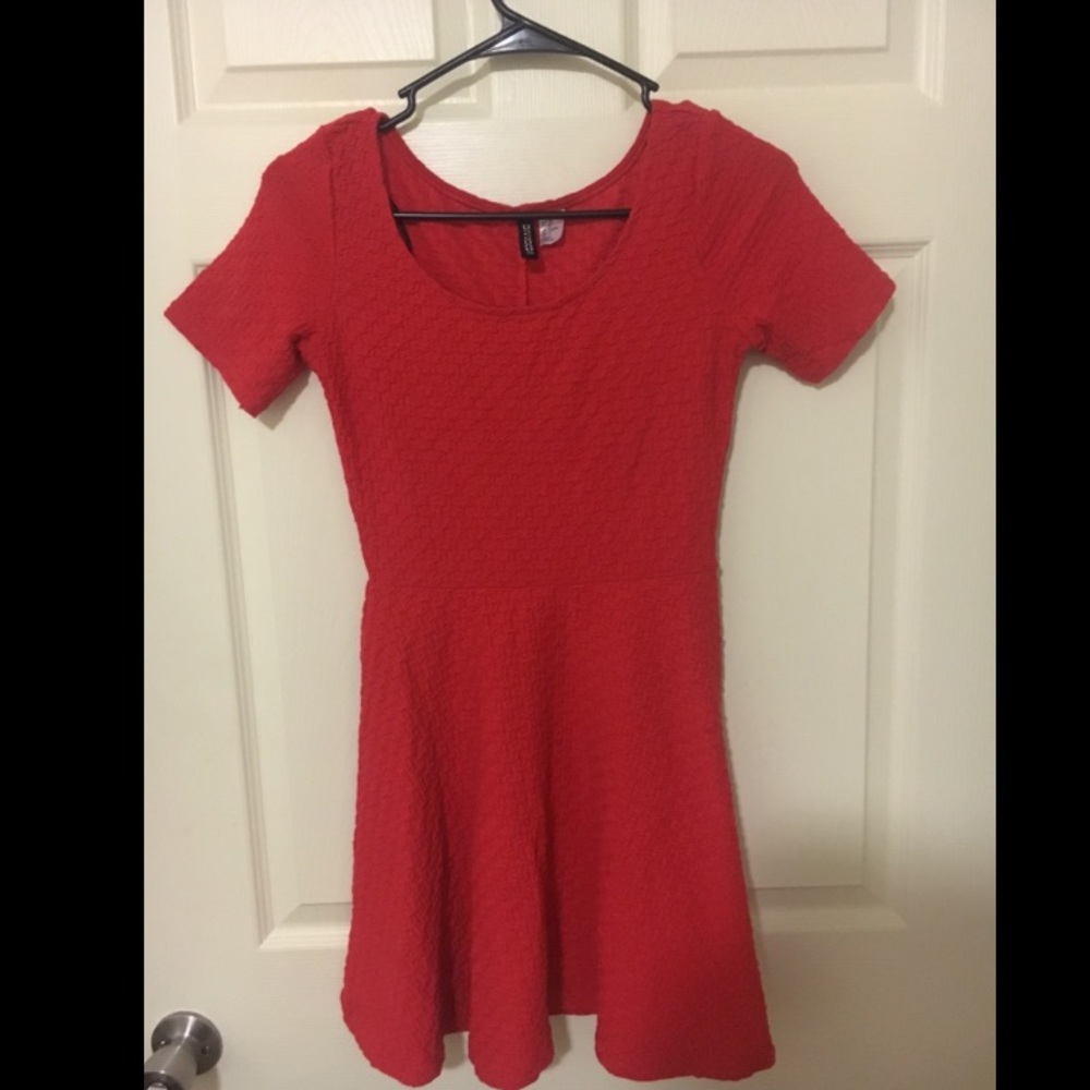 Red h&m dress