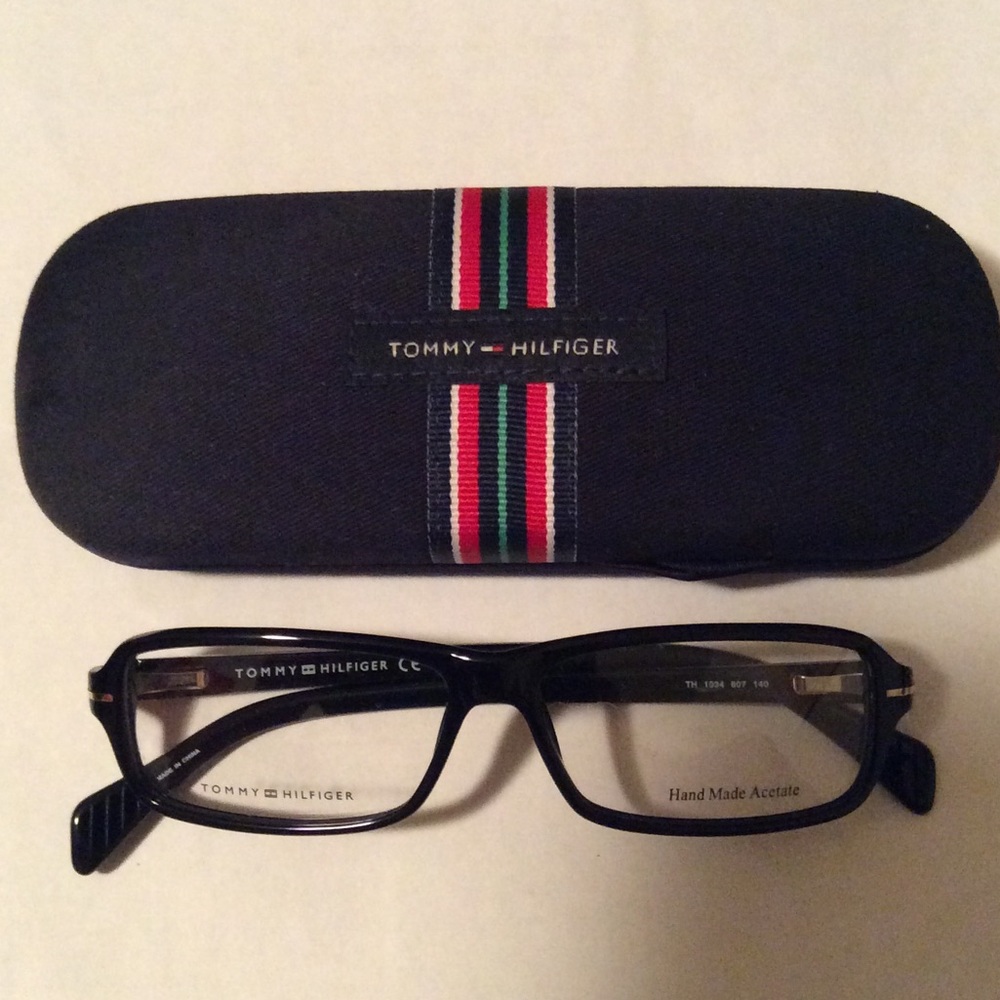 Tommy Hilfiger gls - Picture 2 of 4