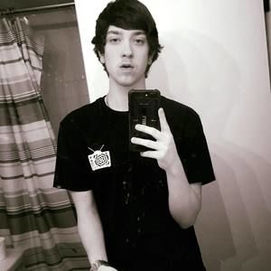 Meet your Posher, Evan