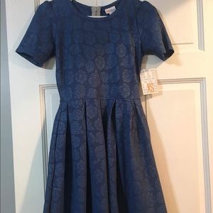 Xs Amelia new with tags Lularoe