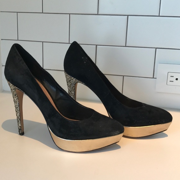Black & Gold pointed toe heels - Picture 1 of 5