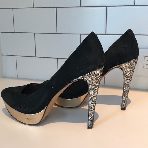 Black & Gold pointed toe heels - Picture 4 of 5