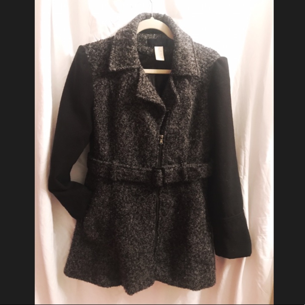 Black wool winter fashion jacket mid length