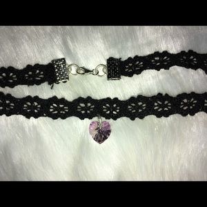Black choker with heart