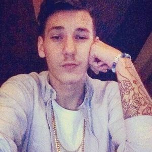 Meet your Posher, Devon