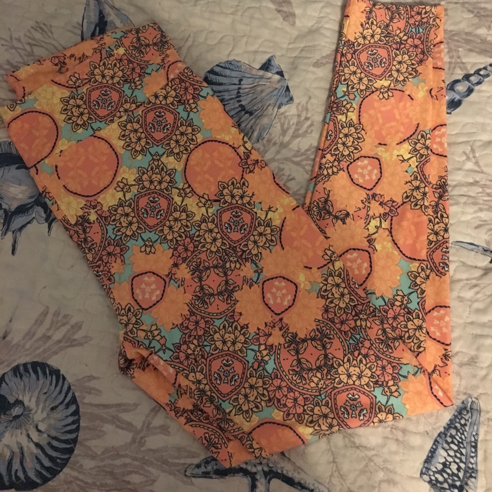 Lularoe TC Leggings NEW