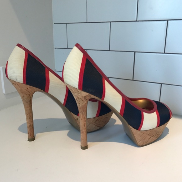 Peep toe navy white & red heels - Picture 3 of 7