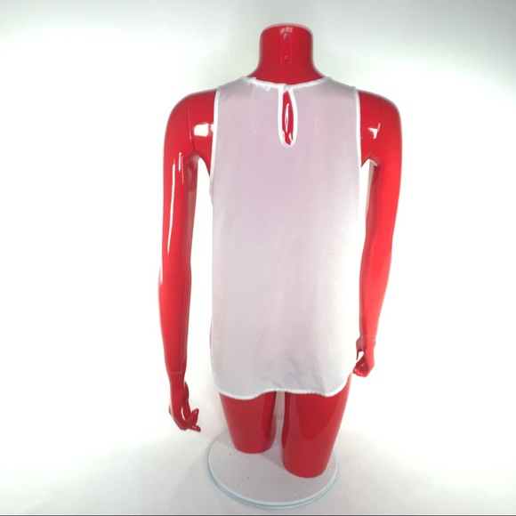 🔻2 for $10 🔻 Lush • Scoop-Neck Embroider Blouse - Picture 5 of 8