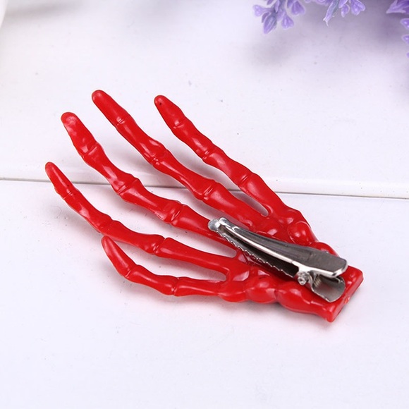 Large Skeleton Hand Hair Clips - Picture 7 of 9