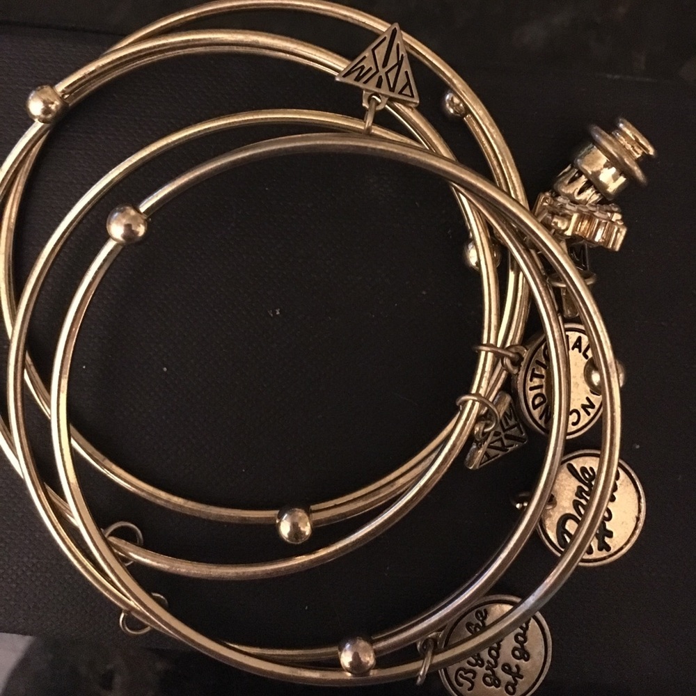 ❌❌ SOLD ❌❌ KATY PERRY GOLD BANGLES WITH CHARMS