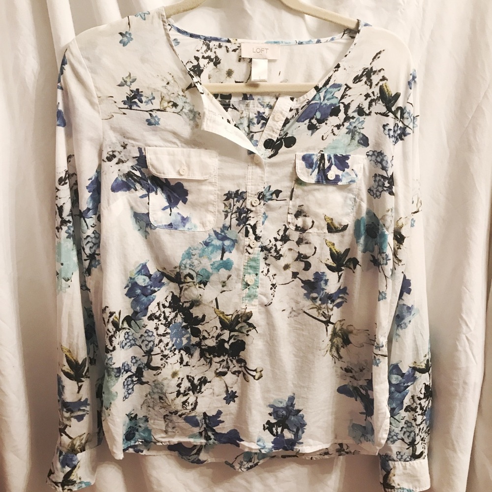 LOFT FLORAL BUTTON DOWN LONG SLEEVE SHIRT