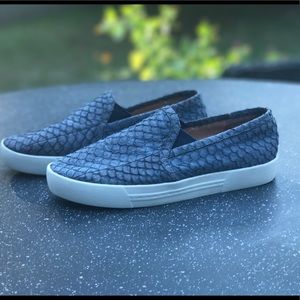 Joie Slip-On