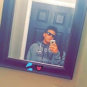 Meet your Posher, Elijah