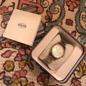 Women's Fossil two tone Watch Women's Fossil two tone Watch