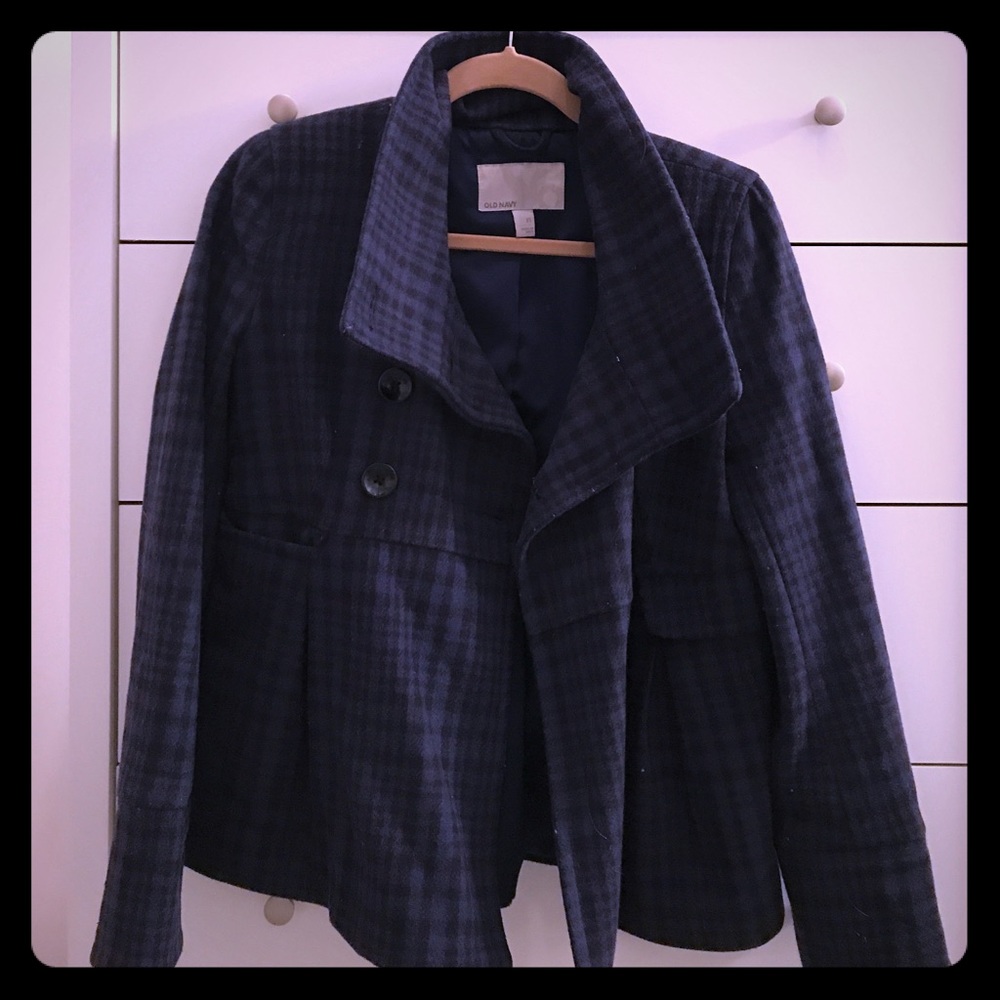 Perfect pea coat for fall and winter