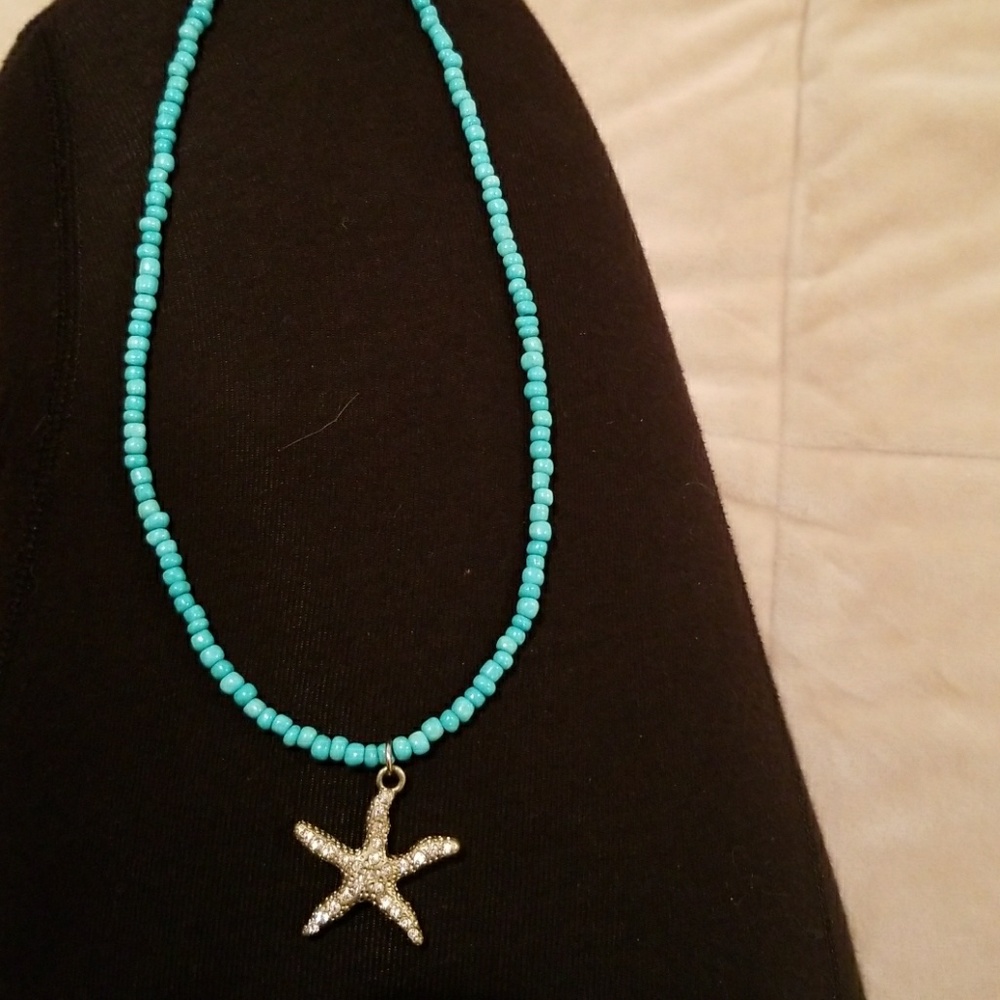 Star fish turqouise beaded necklace