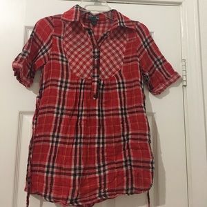 Super cute button up shirt Super cute button up shirt