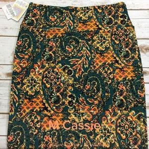 Lularoe Cassie pencil skirt Lularoe Cassie pencil skirt