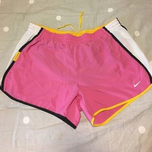 Pink Nike shorts Pink Nike shorts