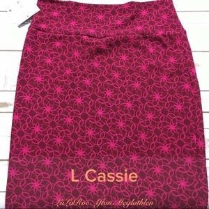 Lularoe Cassie pencil skirt Lularoe Cassie pencil skirt