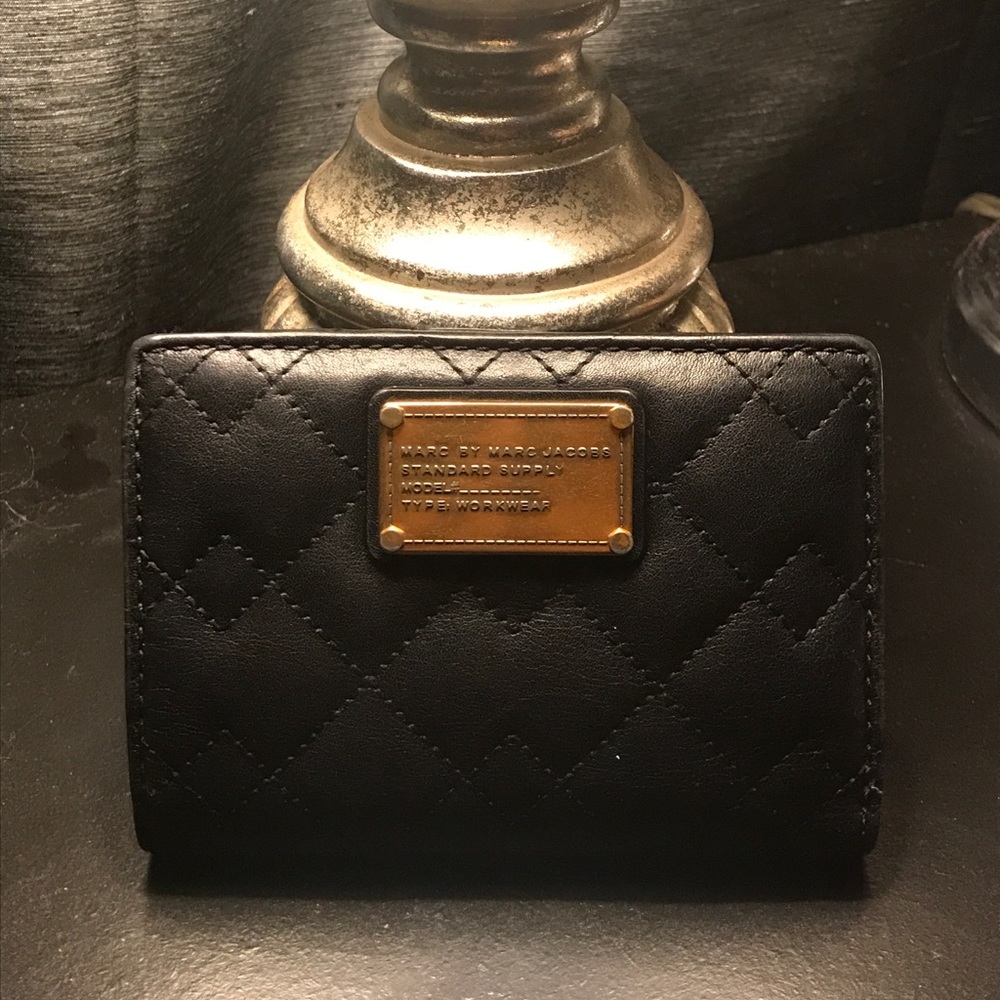 Marc Jacobs black wallet