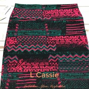 Lularoe Cassie pencil skirt Lularoe Cassie pencil skirt