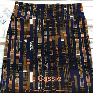 Lularoe Cassie pencil skirt Lularoe Cassie pencil skirt