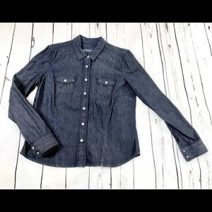 GAP Denim Chambray Snap Button Down Top GAP Denim Chambray Snap Button Down Top