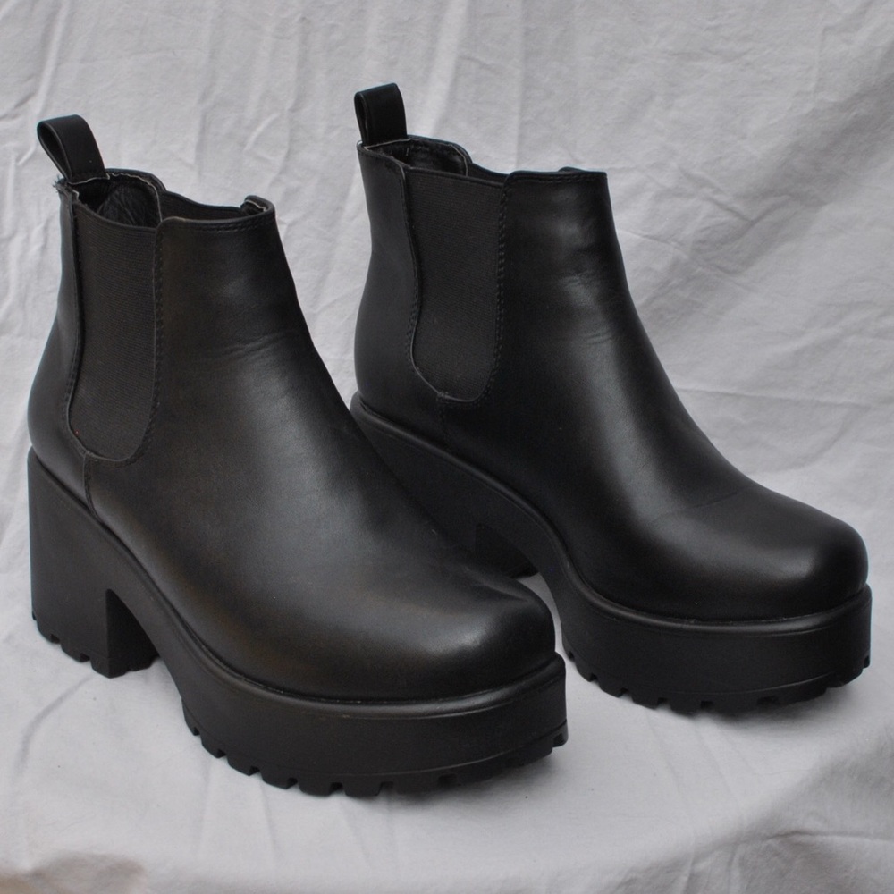 Public Desire Chelsea Boots