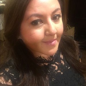 Meet your Posher, Virginia