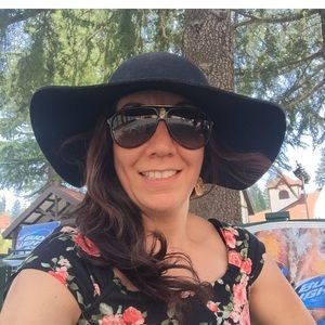 Meet your Posher, Veronica