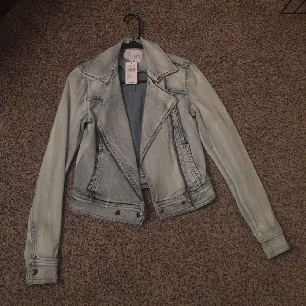 NWT Light Weight Acid Wash Jean Jacket