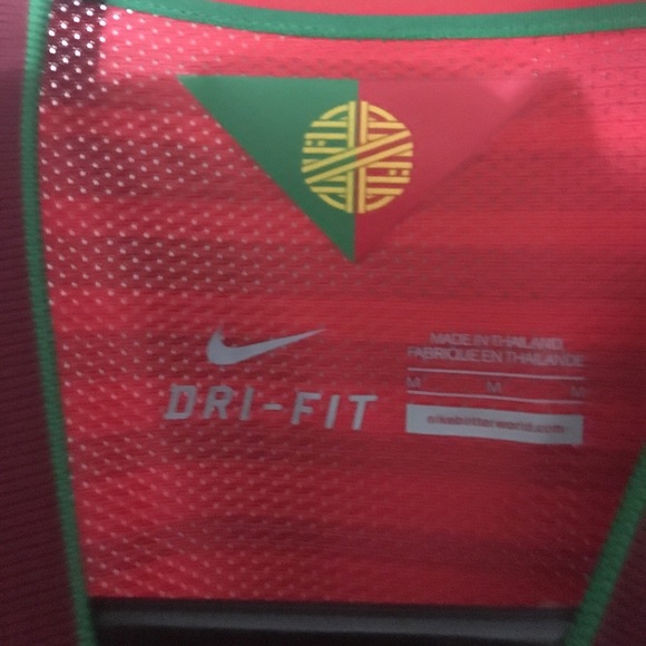 Portugal 2014 World Cup jersey - Picture 4 of 4