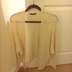 Brandy Melville Caroline cardigan - cream color Brandy Melville Caroline cardigan - cream color