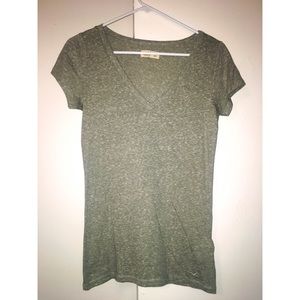 V-neck T-shirt V-neck T-shirt