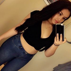 Meet your Posher, Tania