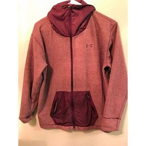 UNDER ARMOUR SWEATER •SIZE MEDIUM