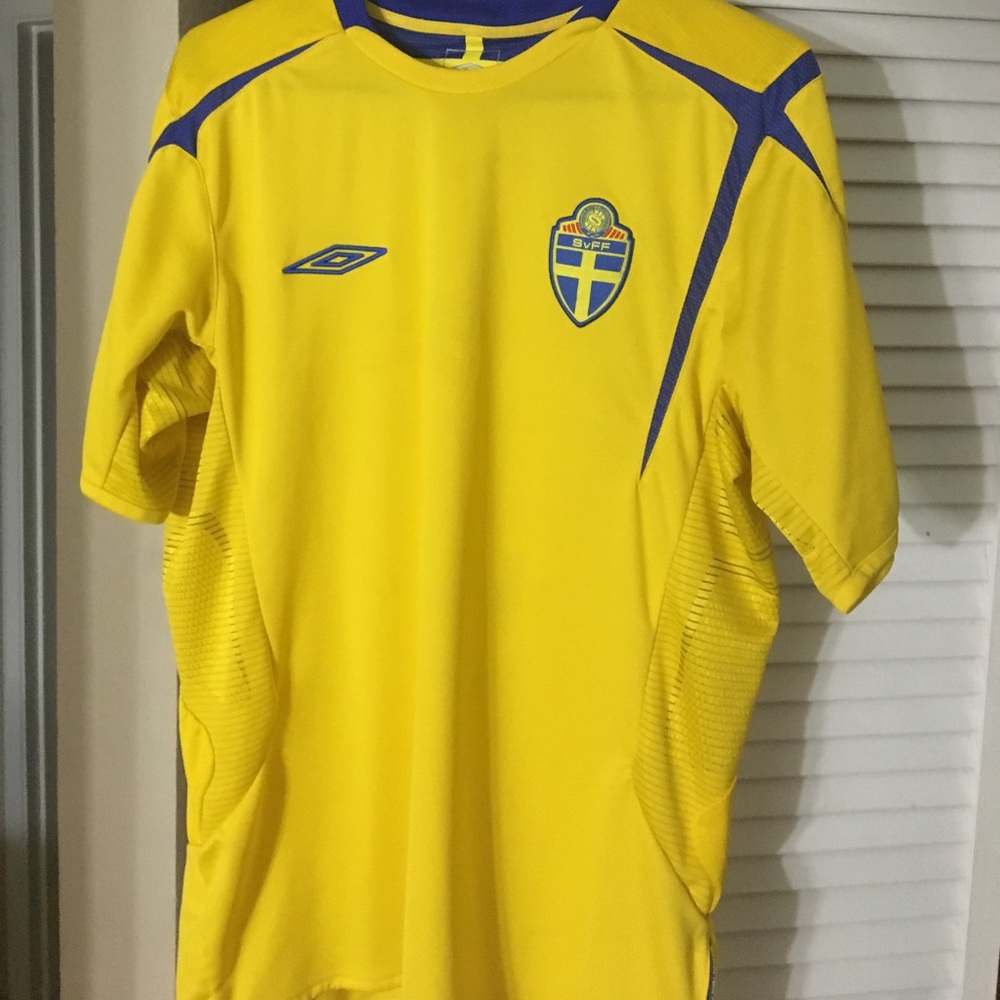 Swedish national team Euro 2005-06 jersey