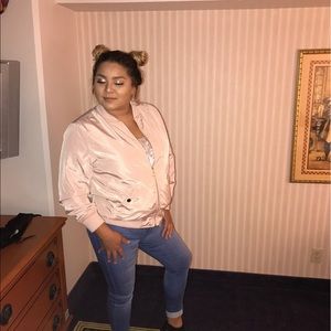 Meet your Posher, Candy