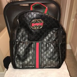 GG GUCCI SUPREME CANVAS BACKPACK