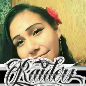 Meet your Posher, Leeann