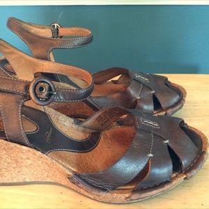 Clark Super Comfy Nike Air Wedge Sandals Clark Super Comfy Nike Air Wedge Sandals