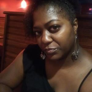 Meet your Posher, Charmaine