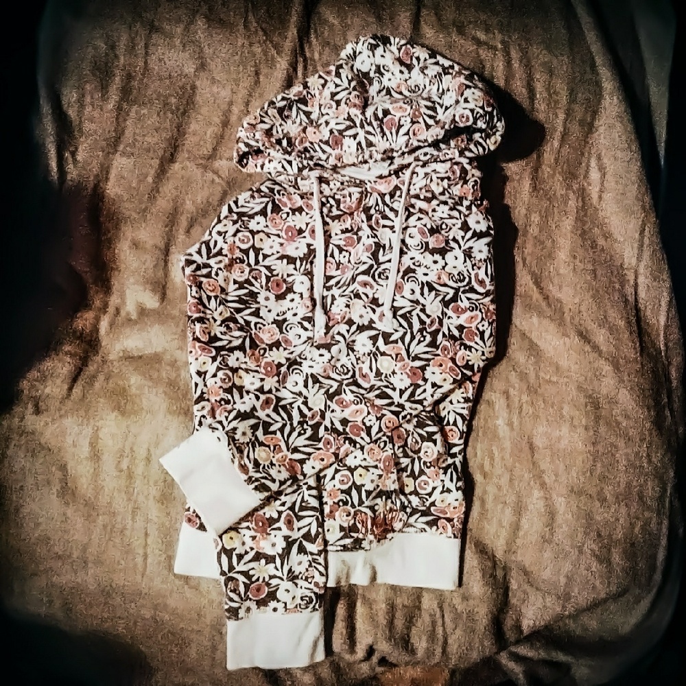 Patterned hoodie
