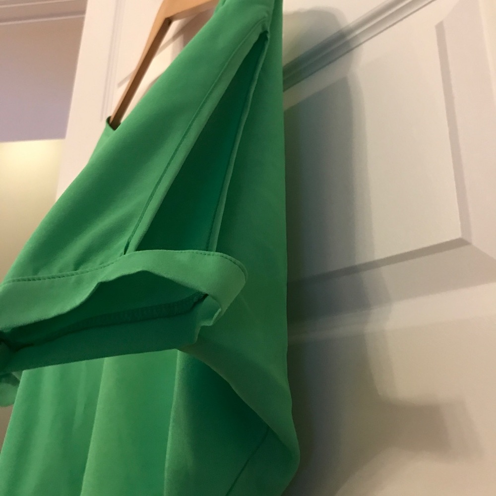 Green Button/Split Back Top With Open Sleeve - image 3