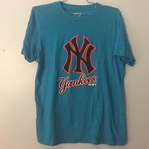 Bright blue fitted Yankees T-shirt Bright blue fitted Yankees T-shirt