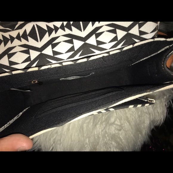 Charlottes Ruse Satchel Bag - Picture 3 of 5