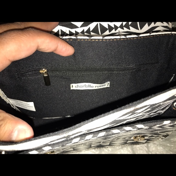 Charlottes Ruse Satchel Bag - Picture 4 of 5