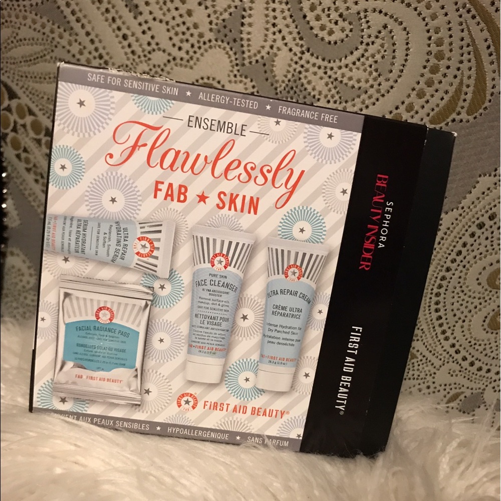 Sephora Beauty Insider Flawlessly Beaty Kit