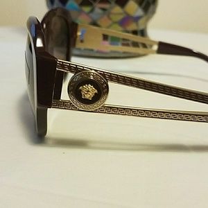Versace Ladies Sunglasses Authentic Versace Ladies Sunglasses Authentic